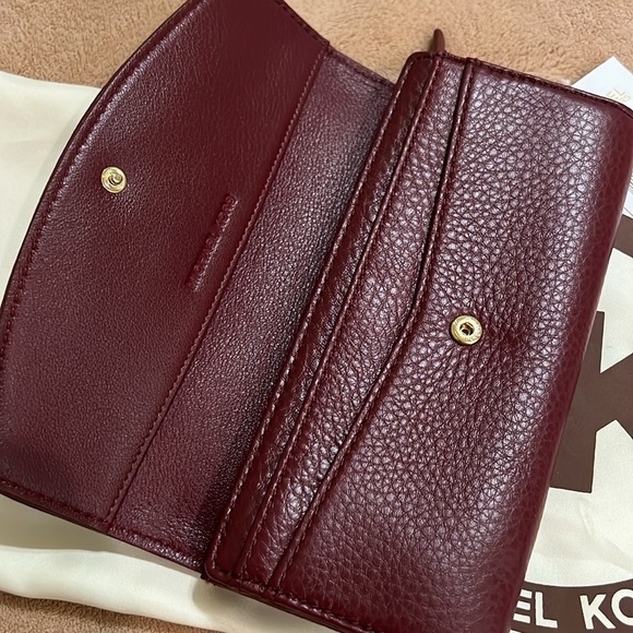 MK leather wallet - Picture 2 of 7